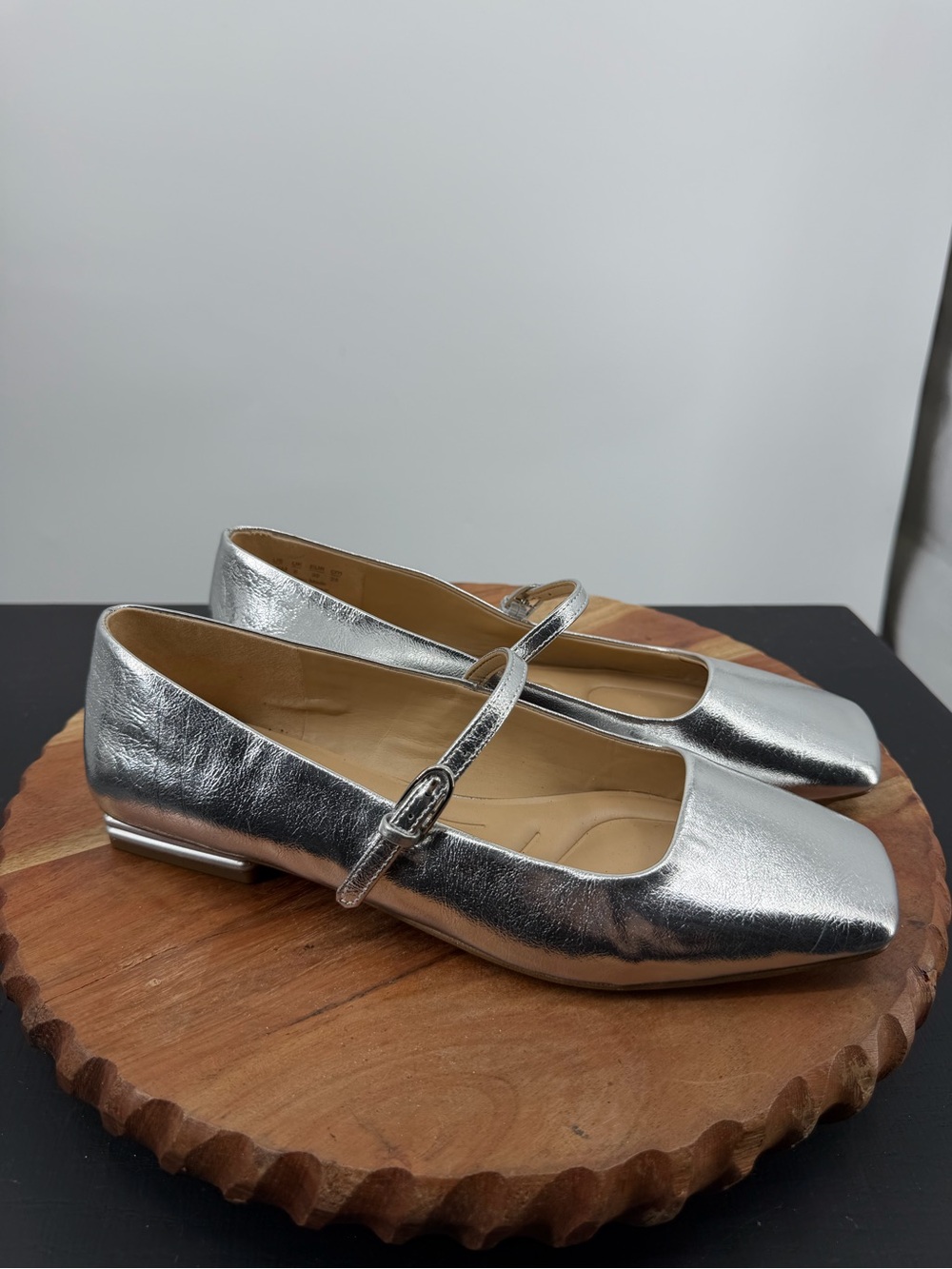 Franco Sarto Tinsley Square‎ Toe Silver Mary Jane Flats Sz 8.5 faux leather